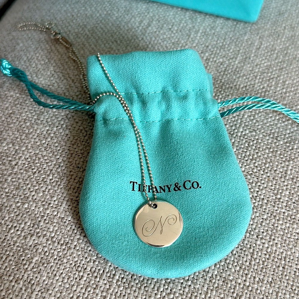 RARE Tiffany & Co. Large initial disk letter 'N' necklace 16" RETIRED SIZE